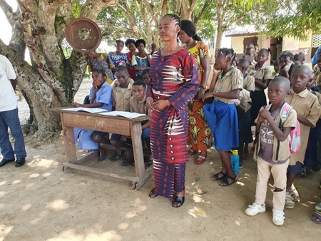 La nouvelle directrice de l’école Makouala, Madame SAMBA Silaho